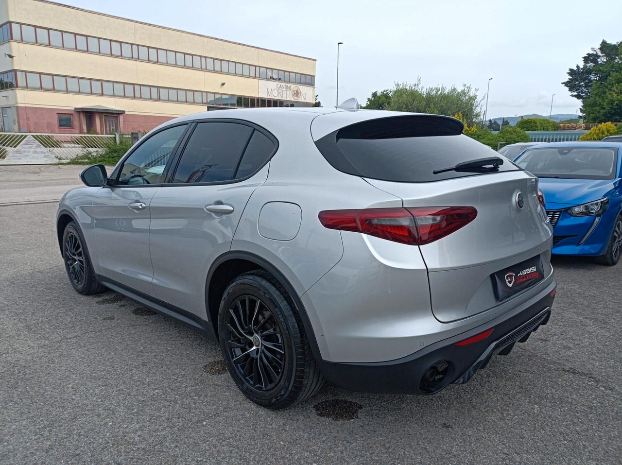 Alfa Romeo Stelvio 2.2 Turbodiesel 180 CV AT8 RWD Business