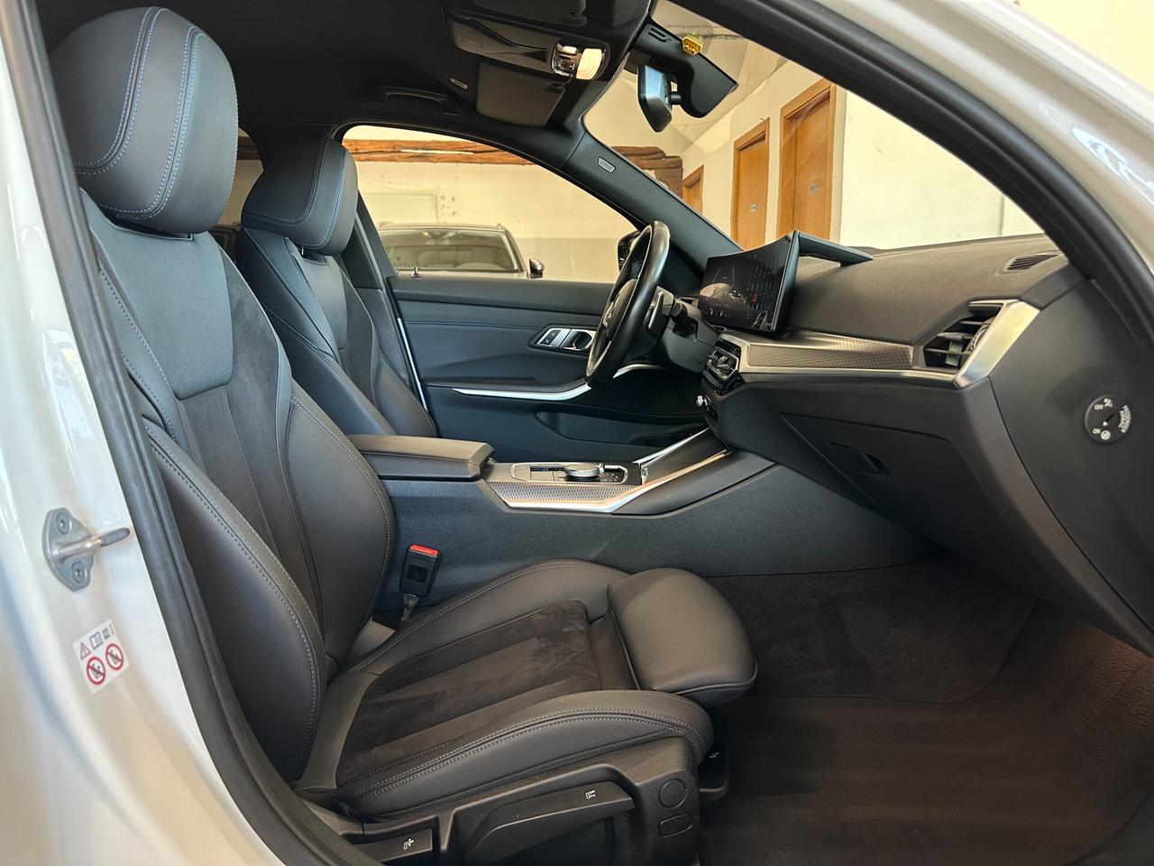 BMW 320D MHEV MSPORT TOURING *CARPLAY*HUD*LED*