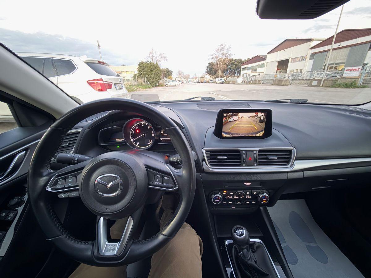 MAZDA - Mazda3 - 1.5 Skyactiv-D Exceed