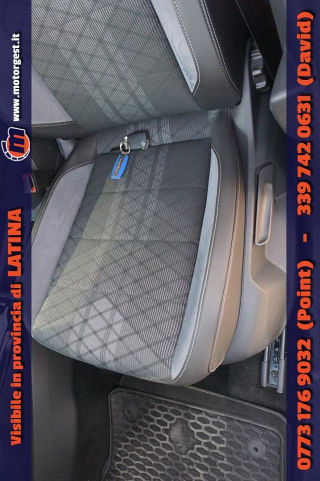 VOLKSWAGEN T-Roc 2.0 TDI SCR 150 CV DSG Life R-Line IVA ESPOSTA