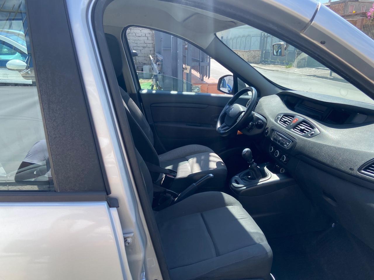 Renault Scenic Renault SCENIC 2009