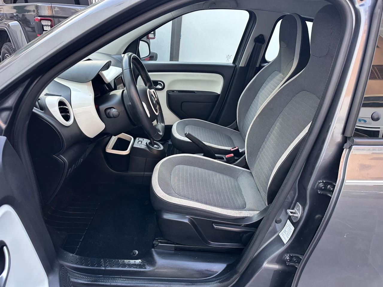 Renault Twingo SCe EDC Lovely AUTOMATICO