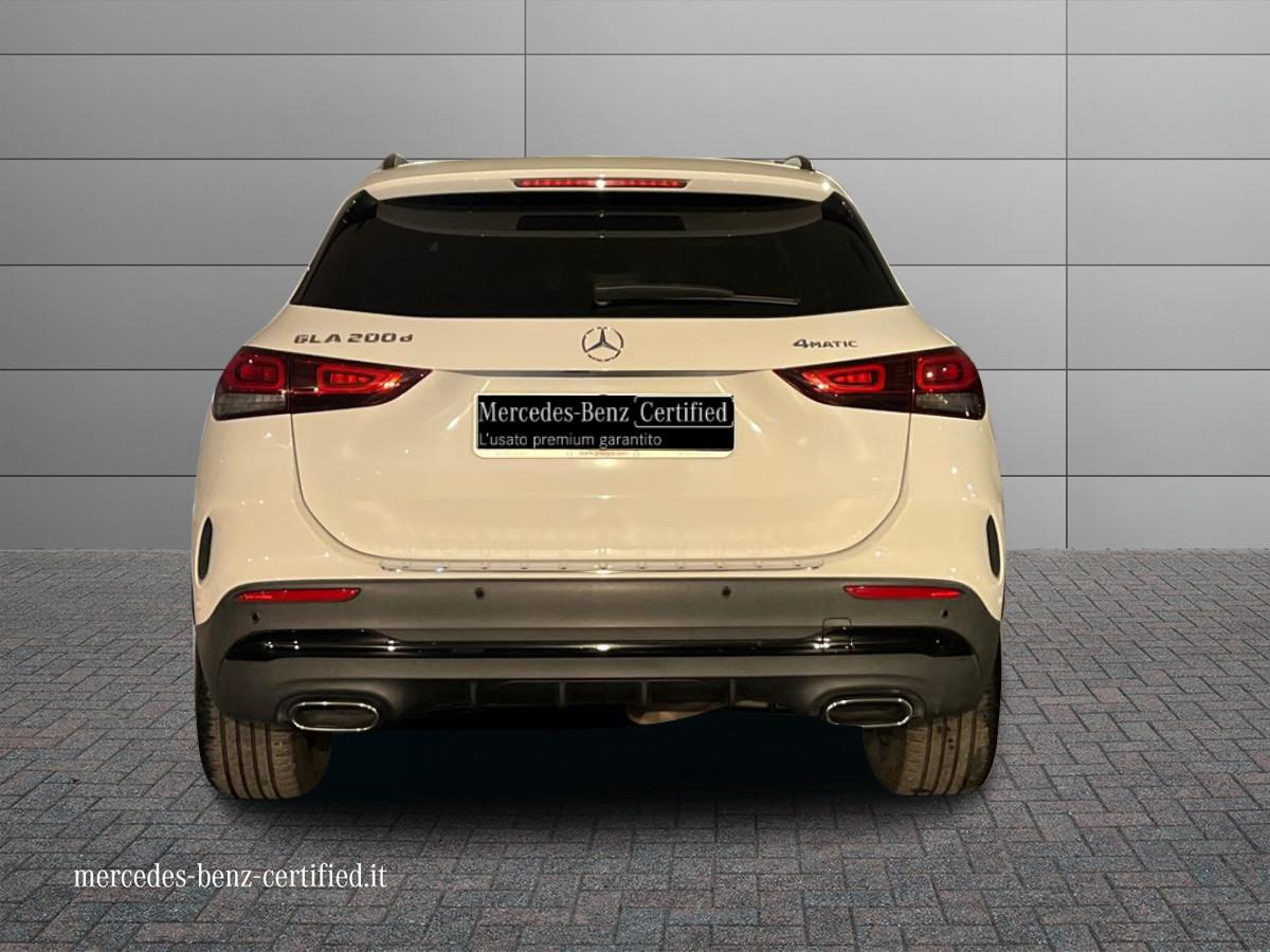 Mercedes-Benz GLA 200 d Premium auto