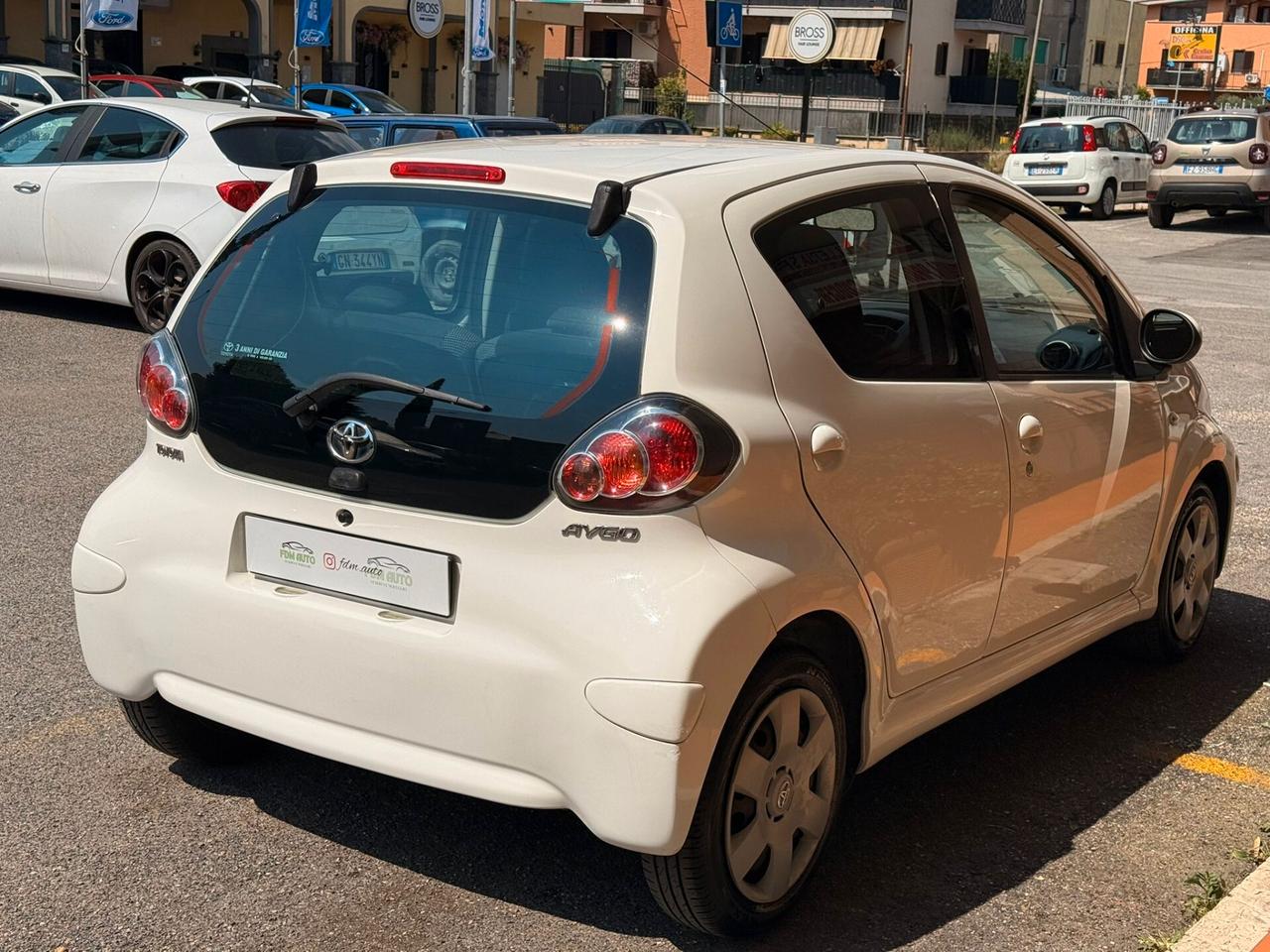 Toyota Aygo 1.0 12V VVT-i 5 porte Lounge MMT
