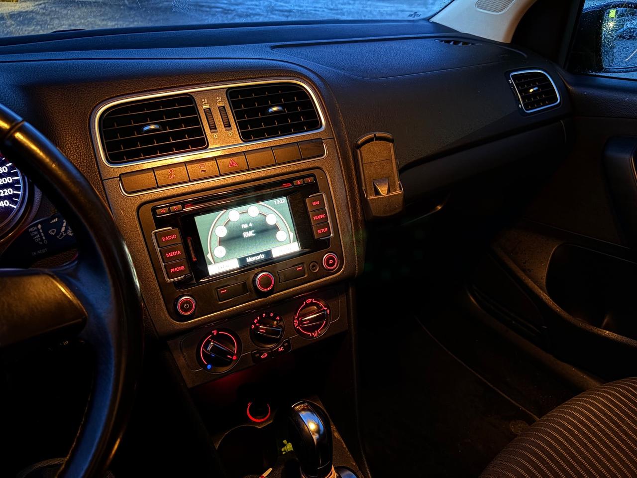 Volkswagen Polo 1.6 TDI 90CV DPF DSG 5 porte Highline