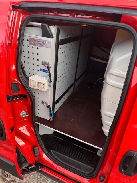 Fiat Fiorino 1.3 MJT 95CV Cargo Adventure