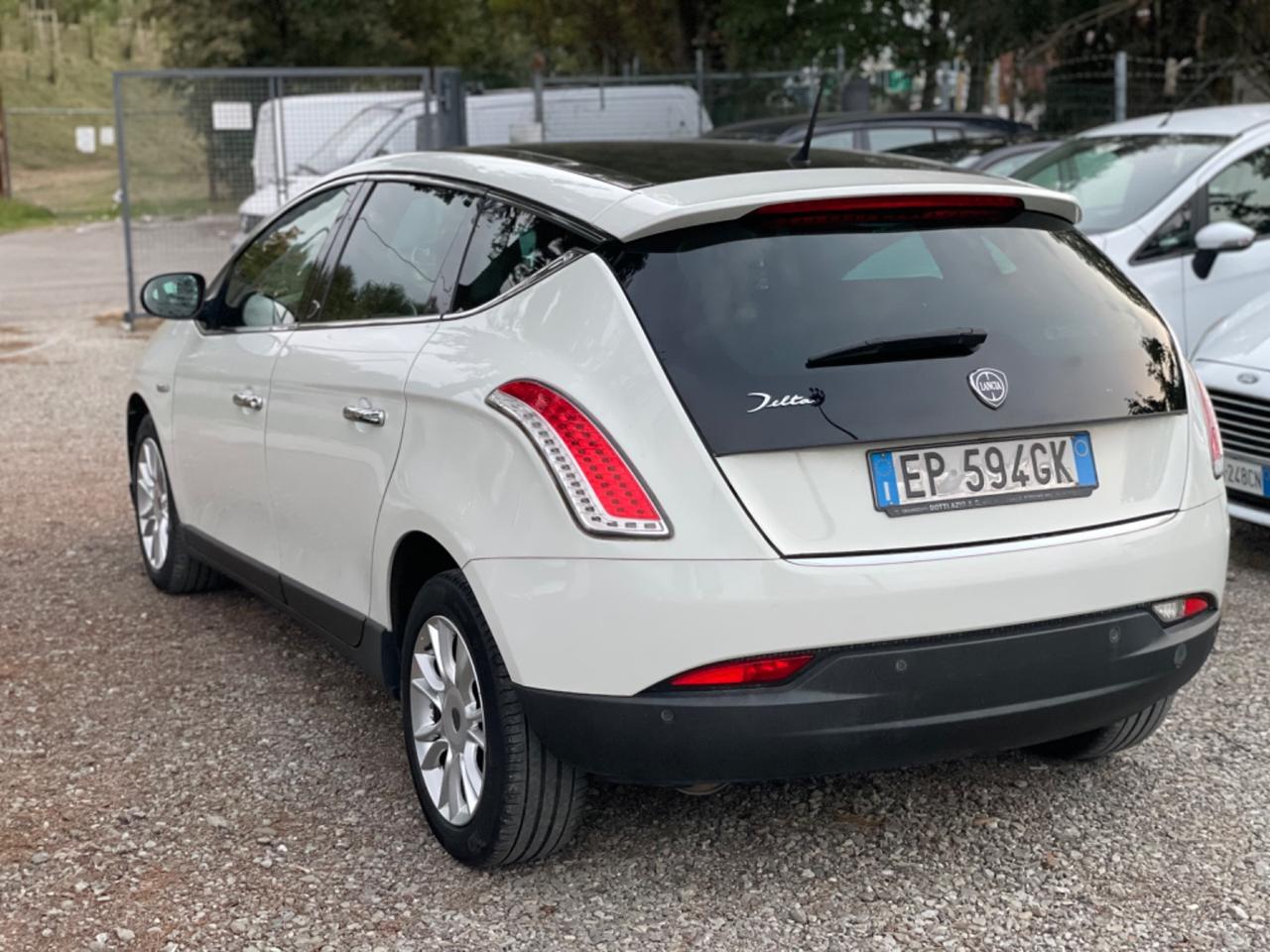 Lancia Delta 1.6 MJT DPF 105 CV Gold