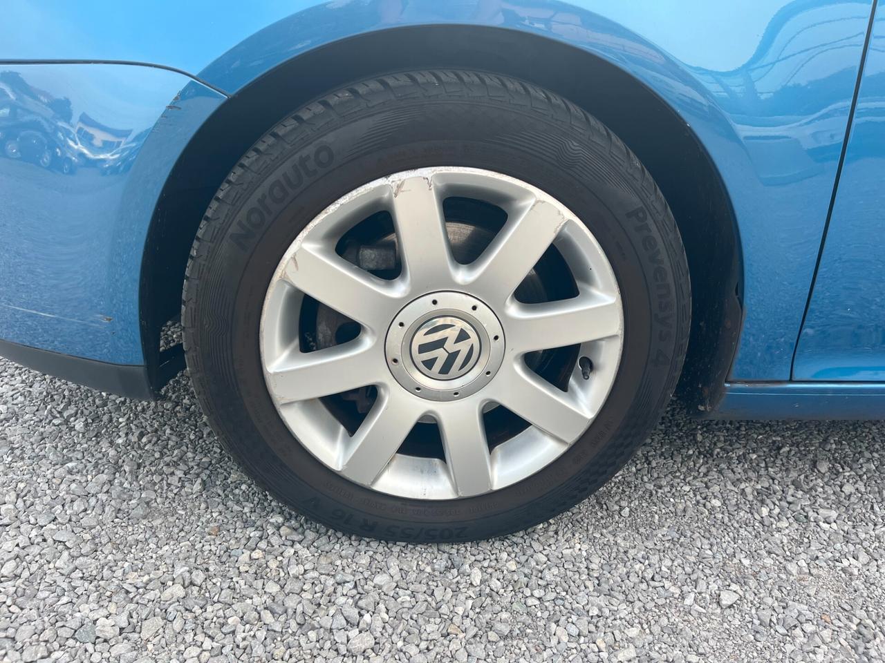 Volkswagen Golf 1.6 16V FSI 5p. Comfortline