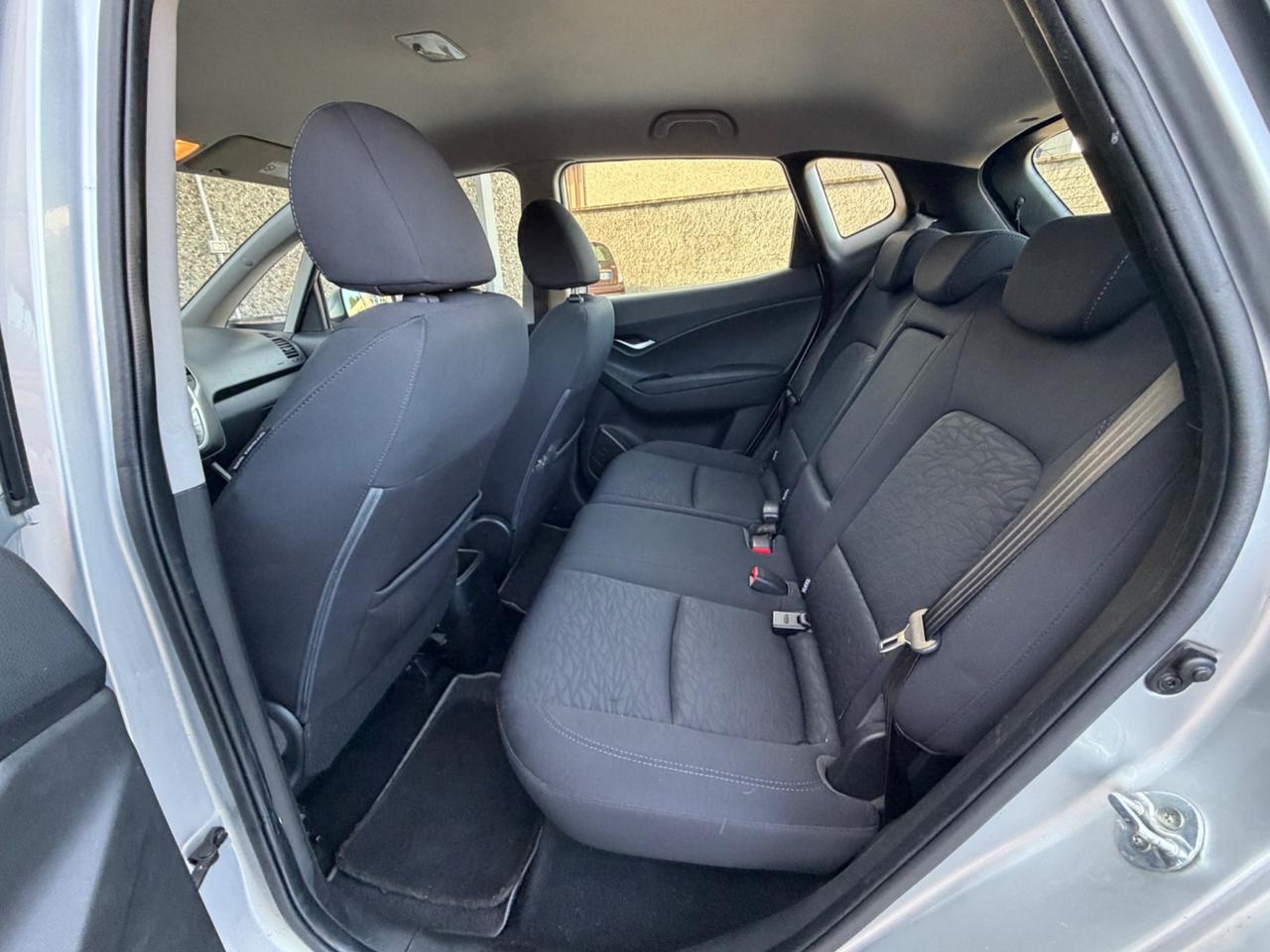 Hyundai iX20 2012 1.4 CRDI 90CV NEOPATENTATI