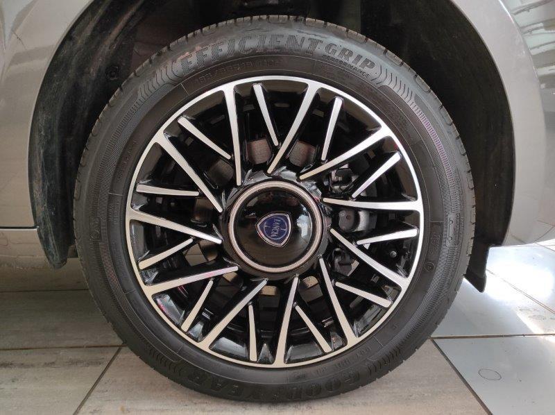 LANCIA Ypsilon 3ª serie - Ypsilon 1.0 FireFly 5 porte S&S Hybrid Platino