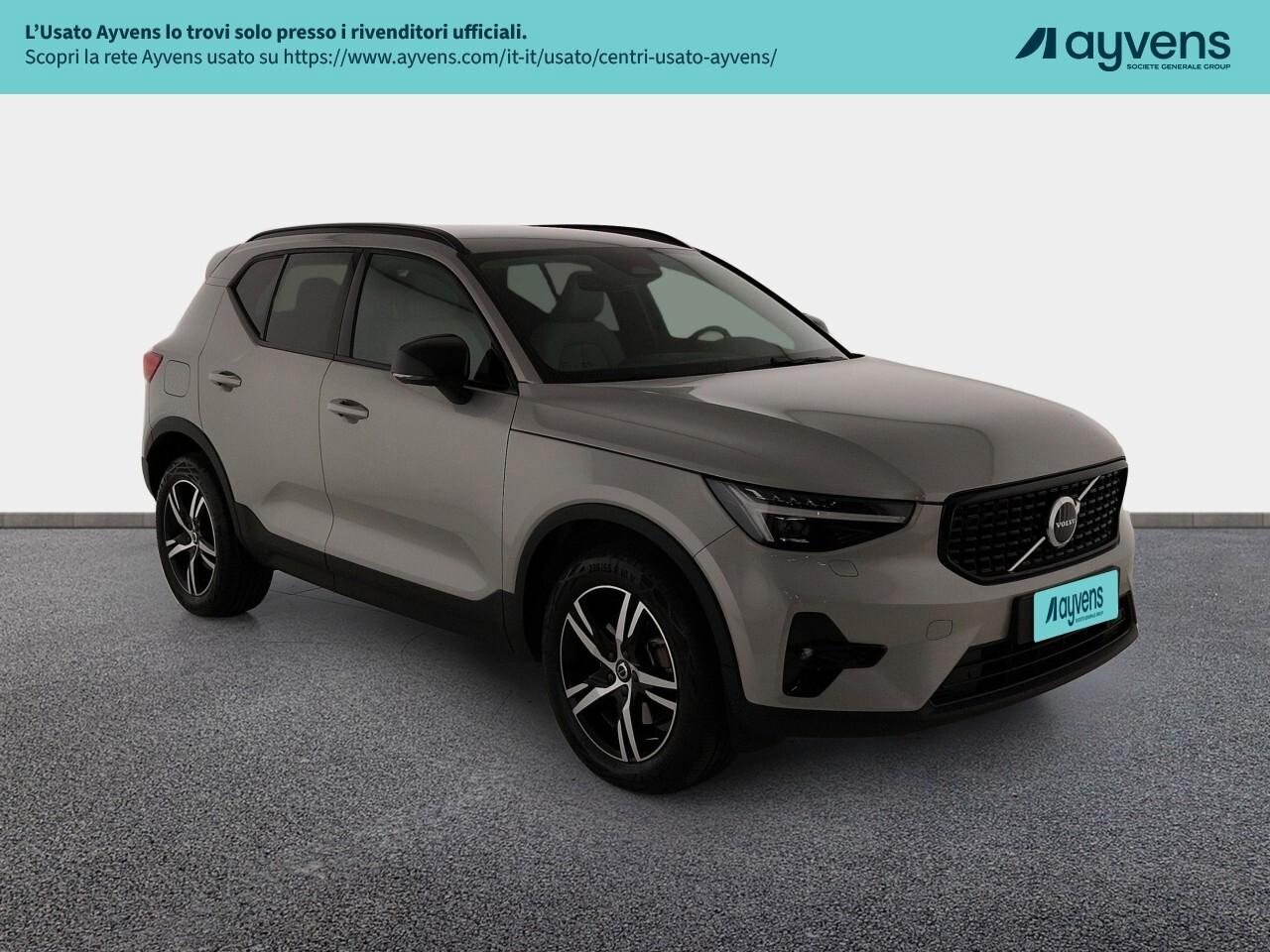 Volvo XC40 B3 automatico Plus Dark 163cv