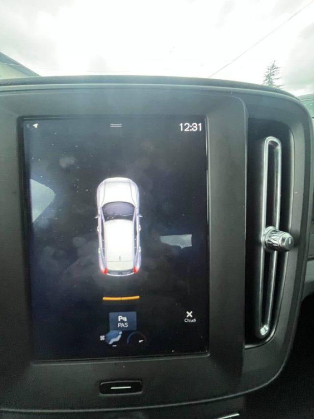 VOLVO XC40 D3 Business