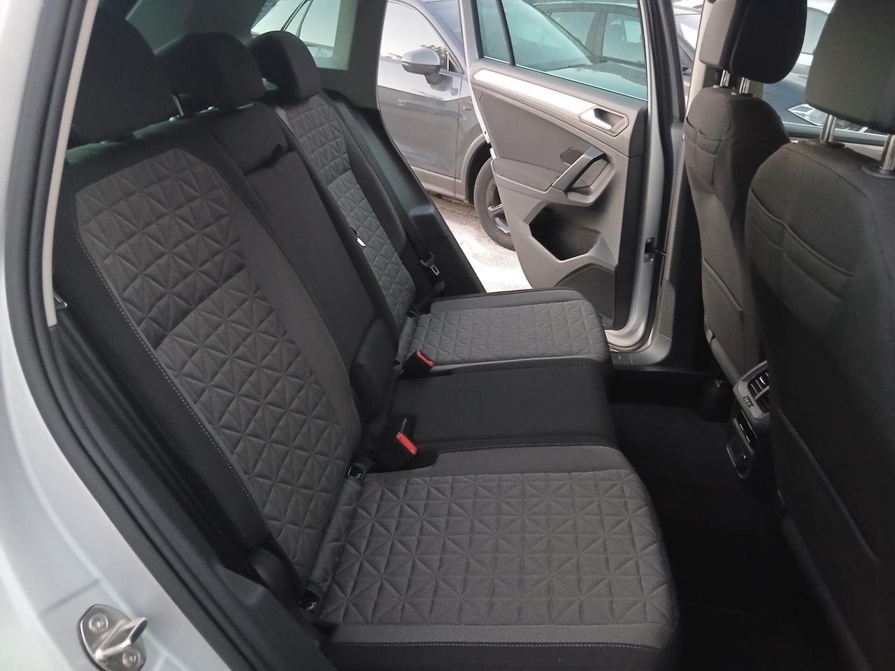 Volkswagen Tiguan 2.0 TDI 150 CV DSG Elegance