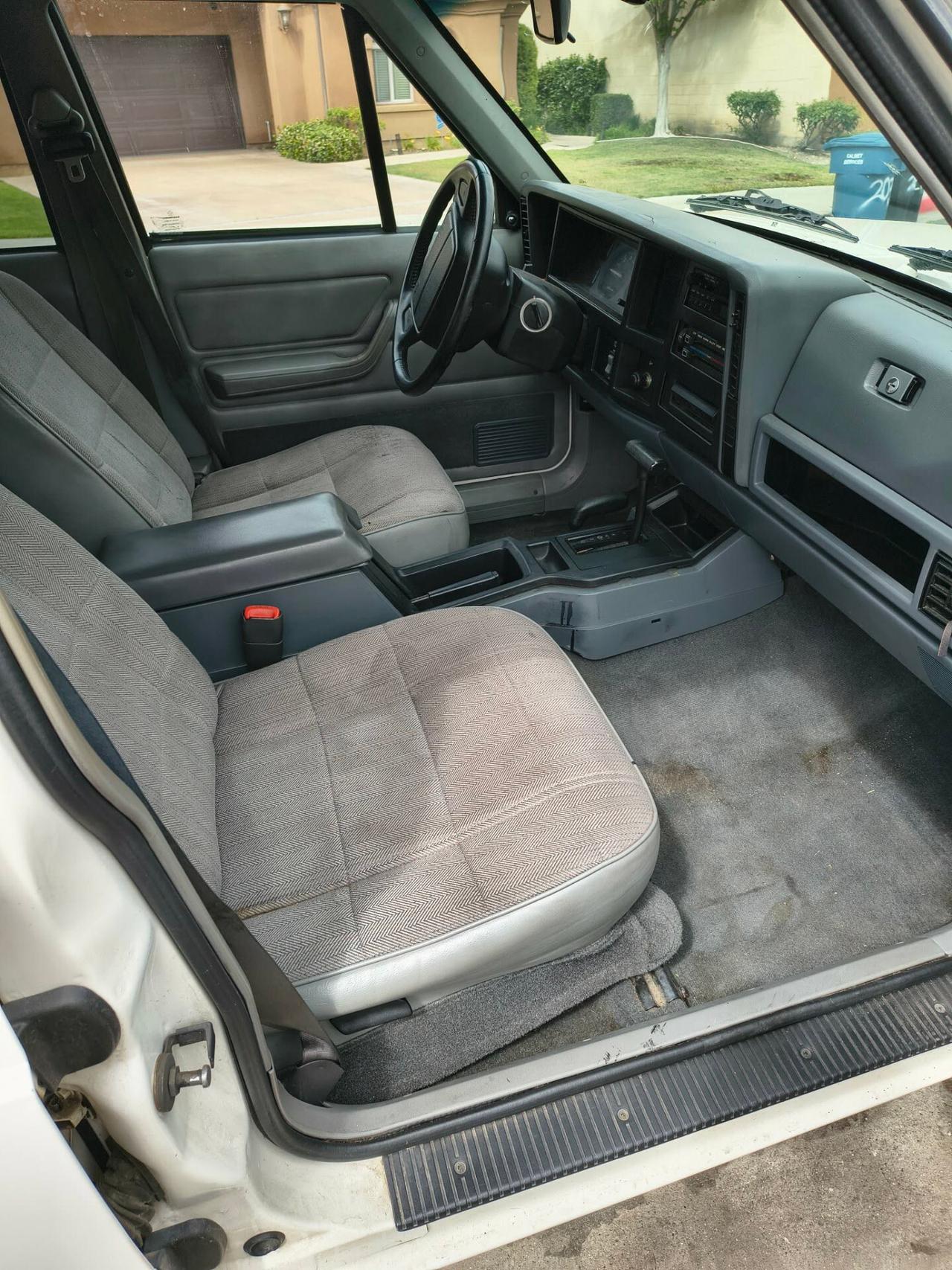 Jeep Cherokee 4.0 cat 5 porte Command-Trac Country