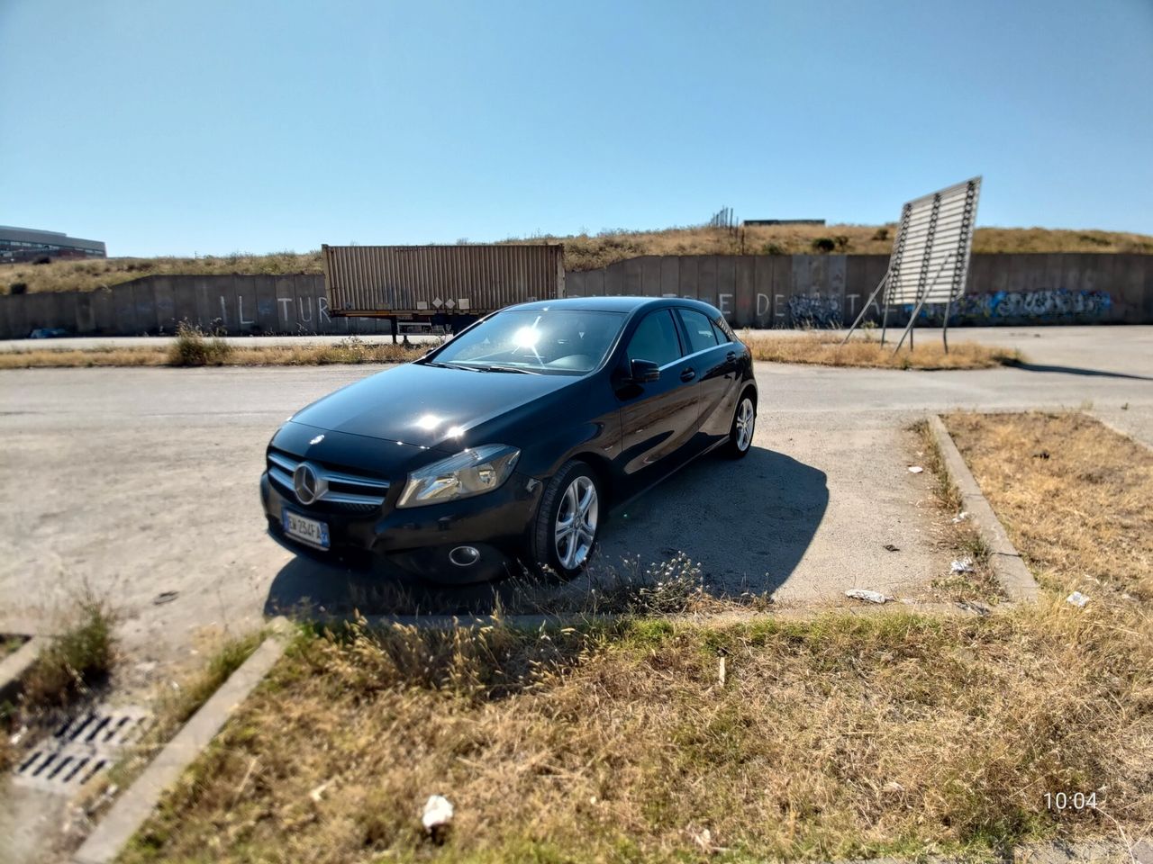 Mercedes-Benz A-Class 2014 photo 4