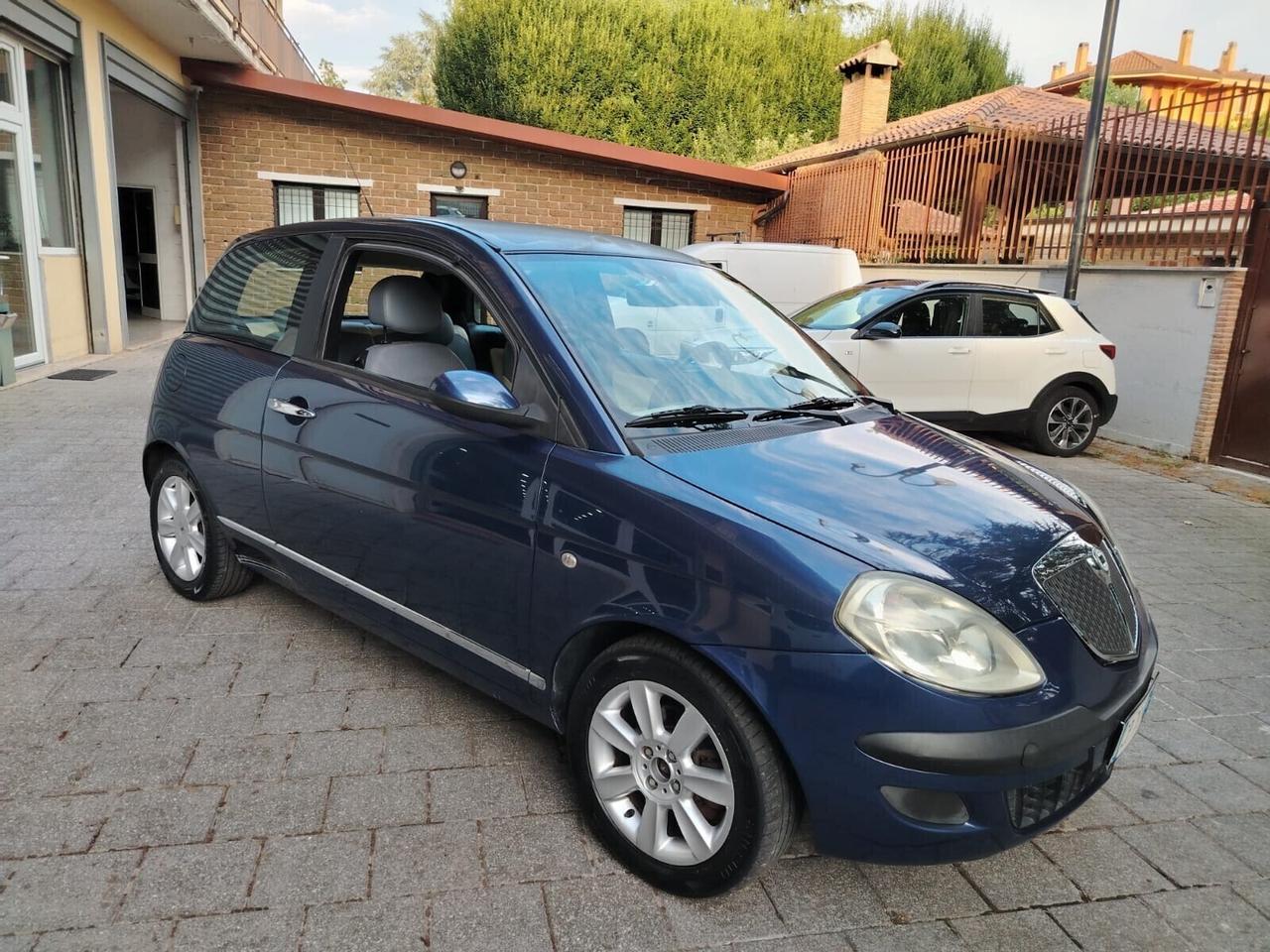 Lancia Ypsilon 1.3 Multijet 16V Platino