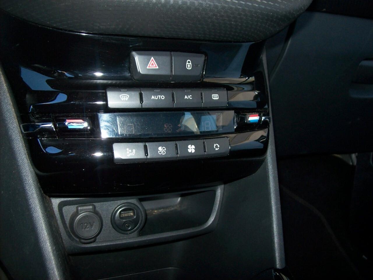 Peugeot 2008 1.6 BlueHDi 120CV S&S Allure
