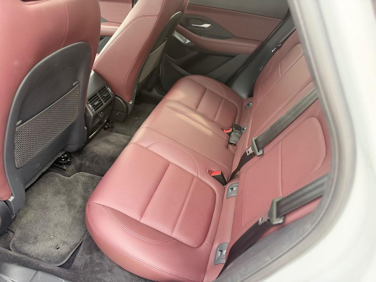 Jaguar E-Pace R-Dynamic P 300e PHEV #10346