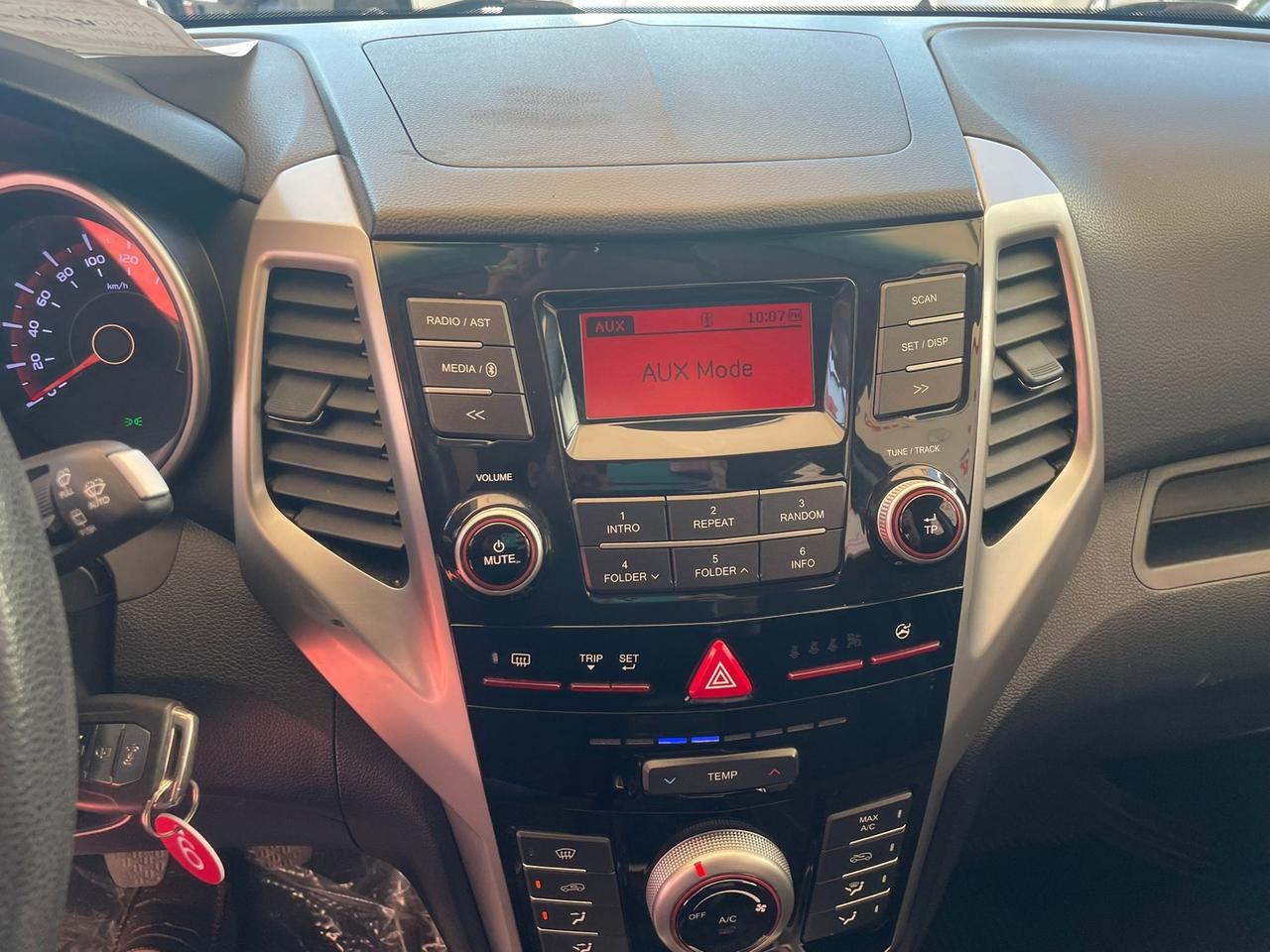 Ssangyong Tivoli 1.6d 2WD Go