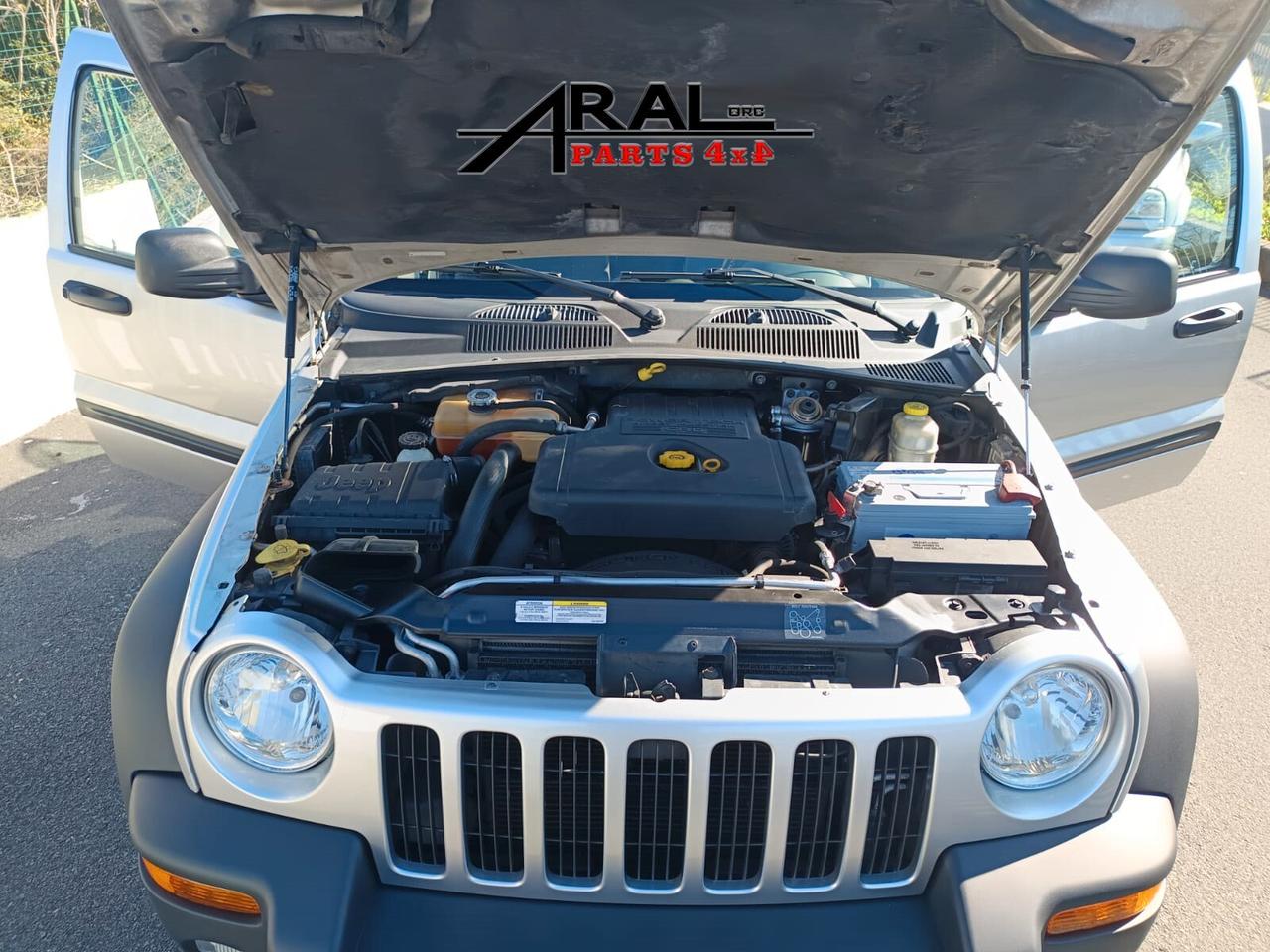 Jeep Cherokee 2.8 CRD LIMITED/SPORT