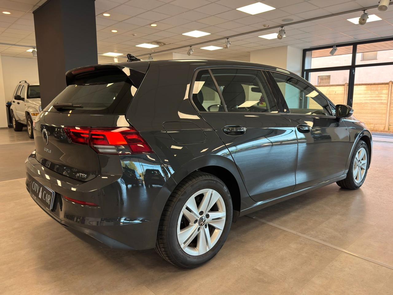 Volkswagen Golf Variant 1.0 eTSI EVO DSG Life