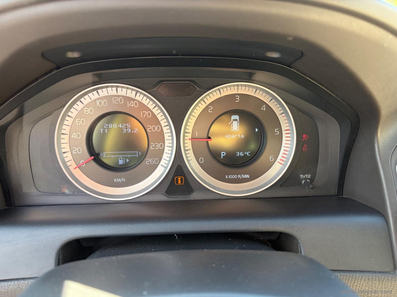 VOLVO XC60 D3 Geartronic Momentum
