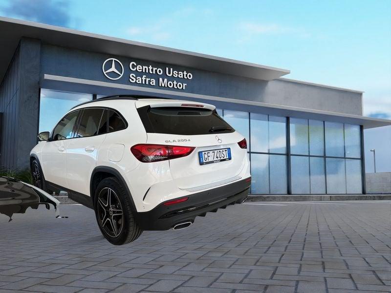Mercedes-Benz GLA GLA 200 d Automatic Premium