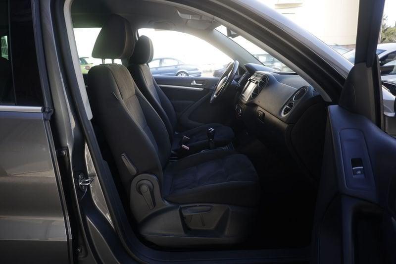 Volkswagen Tiguan Volkswagen Tiguan 2.0 TDI 140 CV Sport & Style BlueMotion Technology ANNO 2015