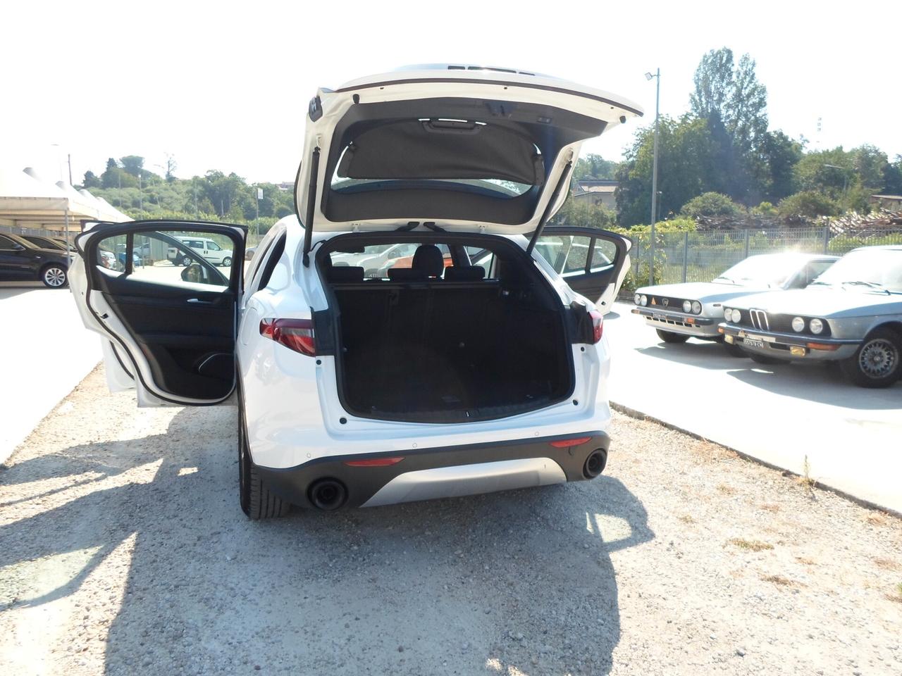 Alfa Romeo Stelvio 2.2 Turbodiesel 190 CV AT8 Q4 Super Business