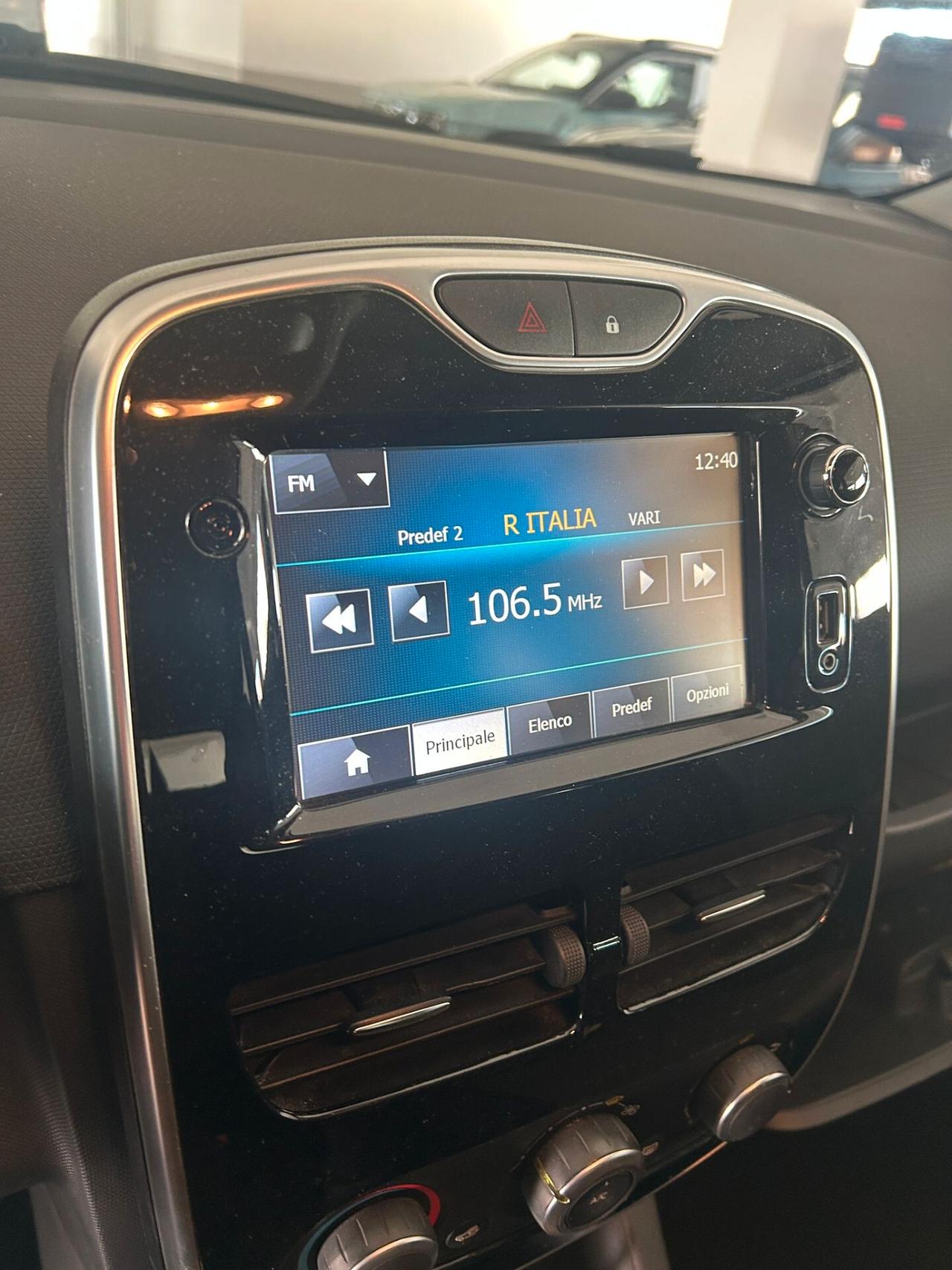 Renault Clio 1.2 75CV 5 porte Wave