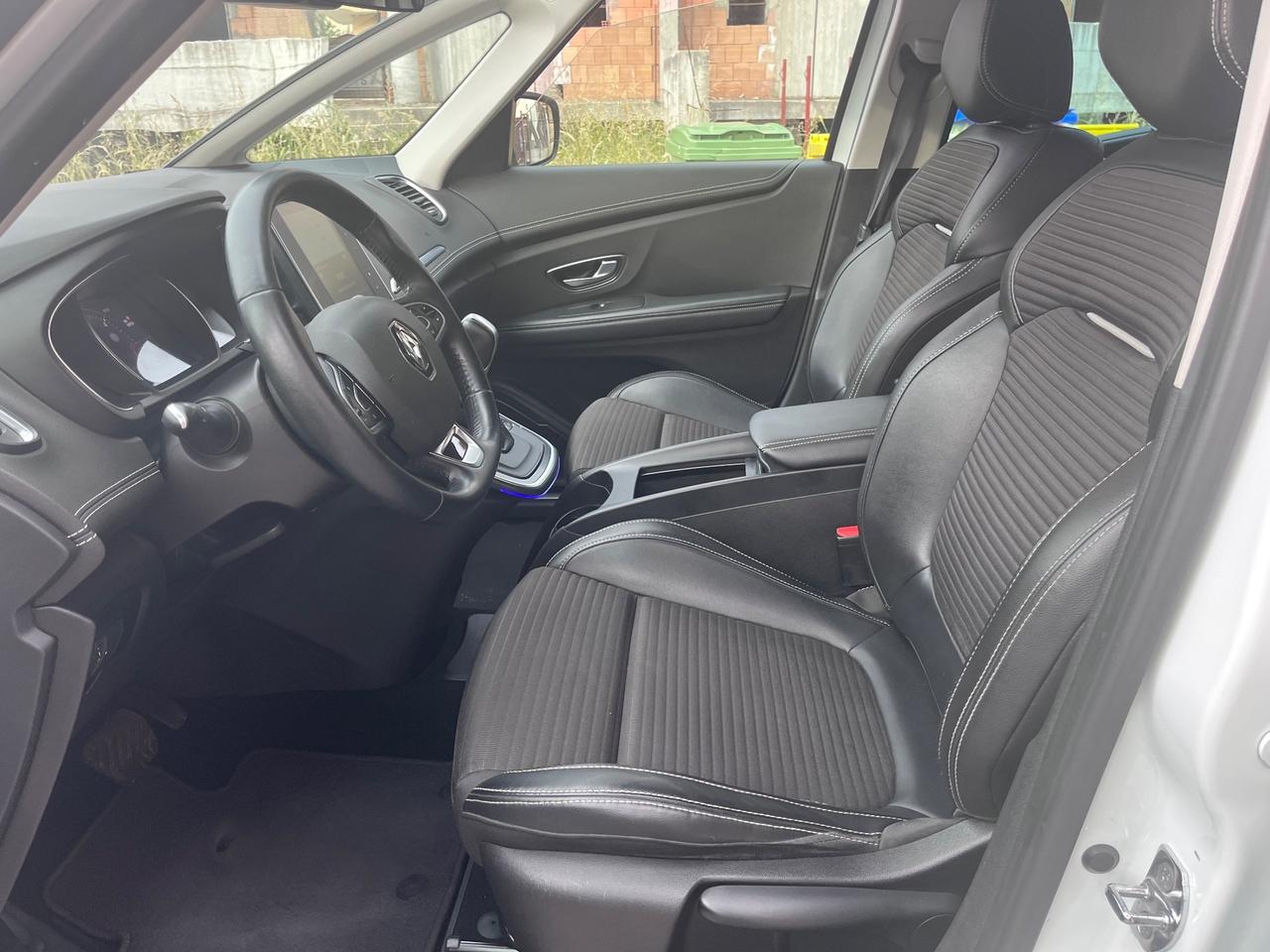 Renault Grand Scenic dCi 8V 110 CV EDC Energy Intens