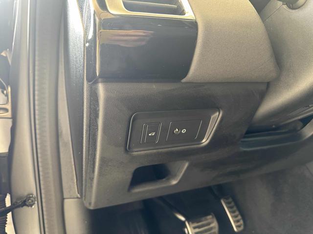 LAND ROVER Discovery *SUPER PREZZO*240CV HSE 7 POSTI STORICO LAND ROVER