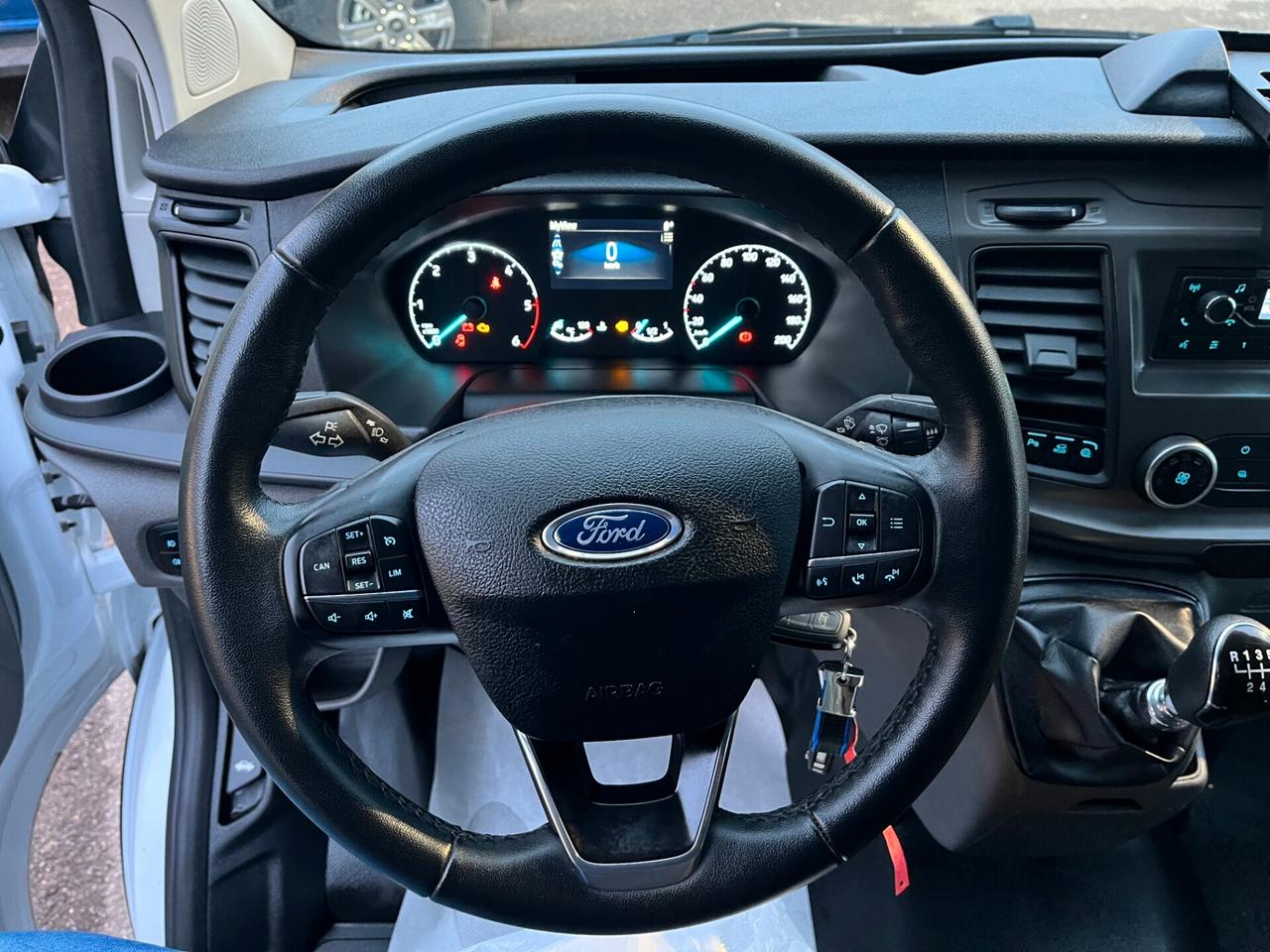 Ford Transit Custom 300 2.0 EcoBlue Hybrid 130 PC Furgone Trend