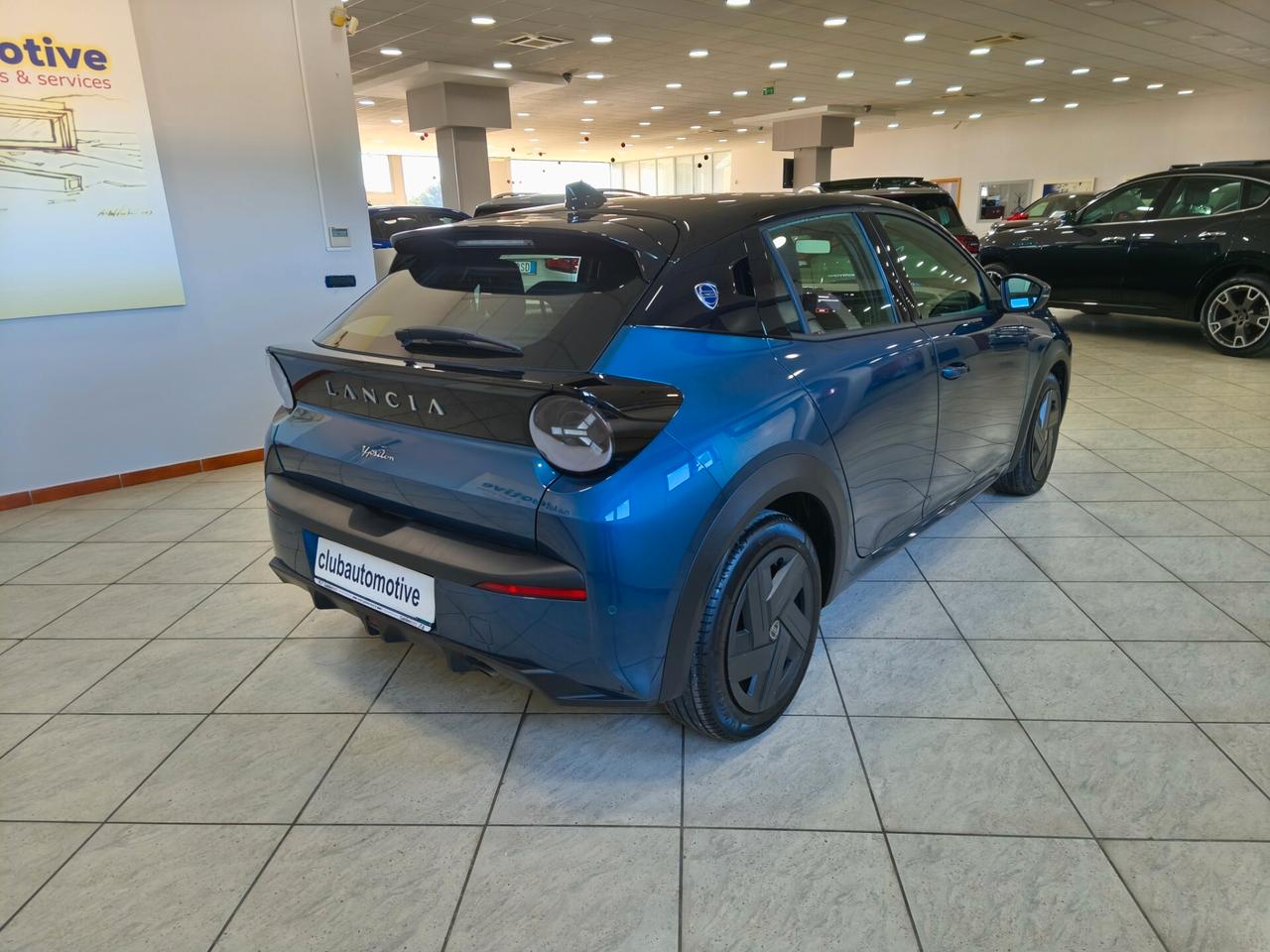 Nuova Lancia Ypsilon Hybrid e-DCT - 1.2 - 100cv