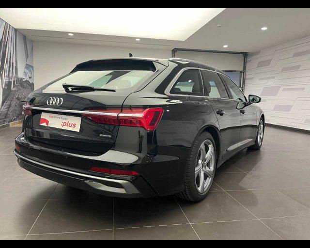AUDI A6 Avant 40 2.0 TDI quattro ultra S tronic S line ed