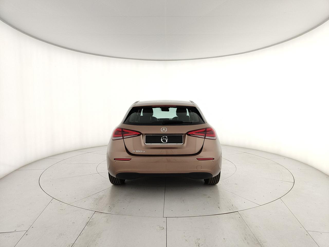 Mercedes-Benz A 180 d Business auto EXTRA