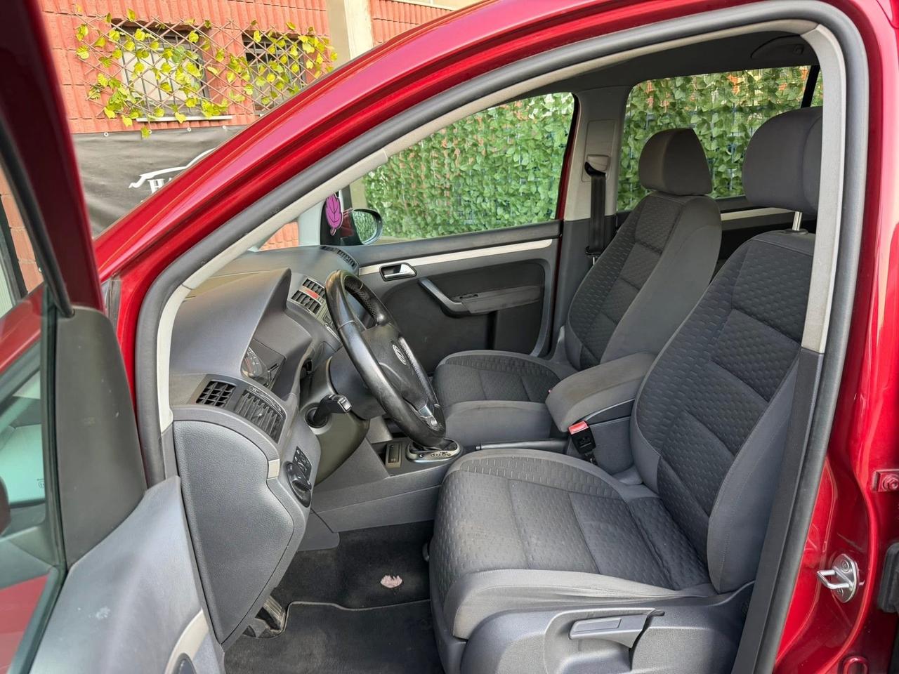 Volkswagen Touran 1.4 16V TSI 150CV DSG LEGGERE LA DESCRIZIONE!