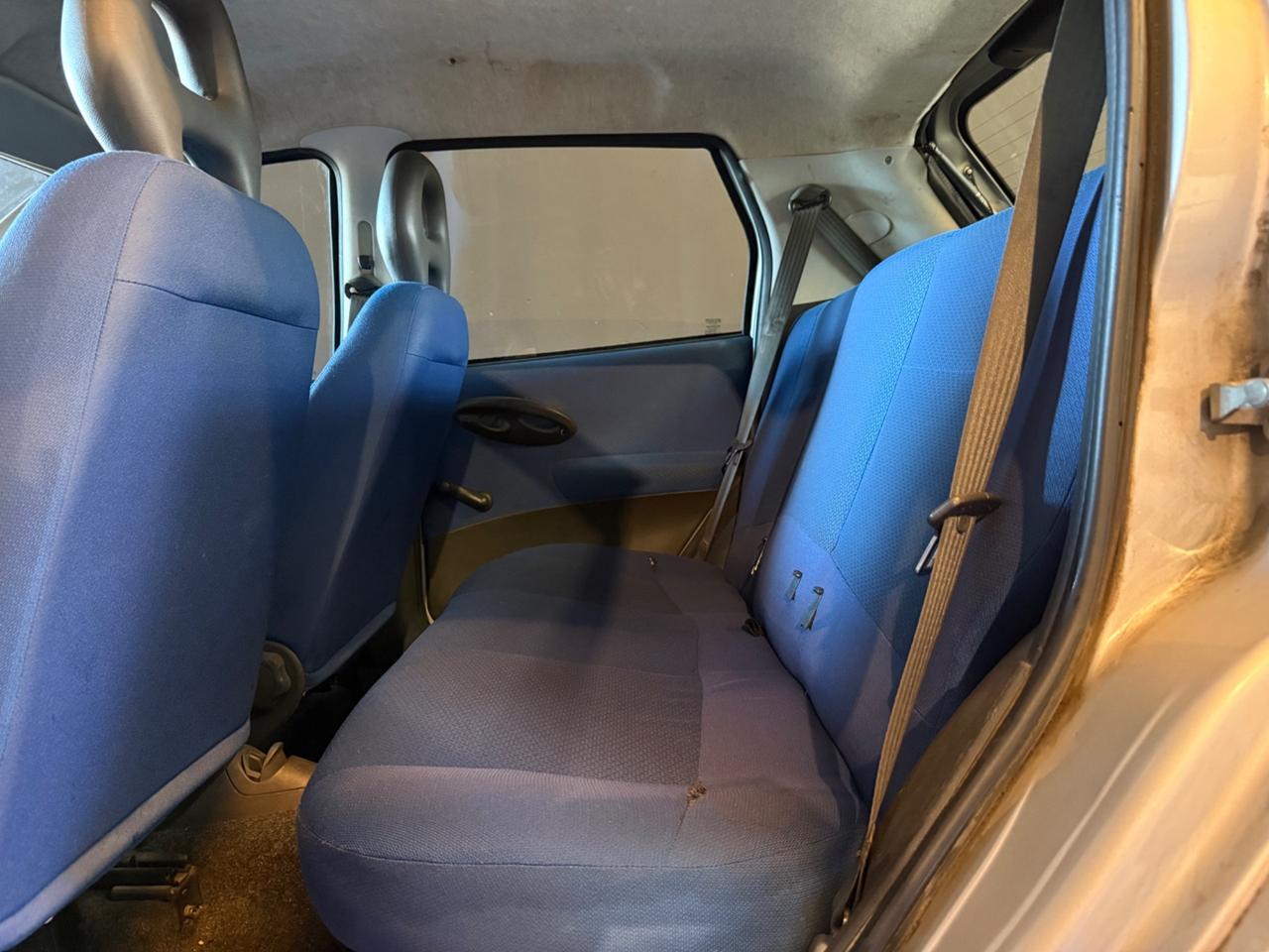 Fiat Punto 1.2i cat 5 porte Feel 60CV Ok Neopatentati