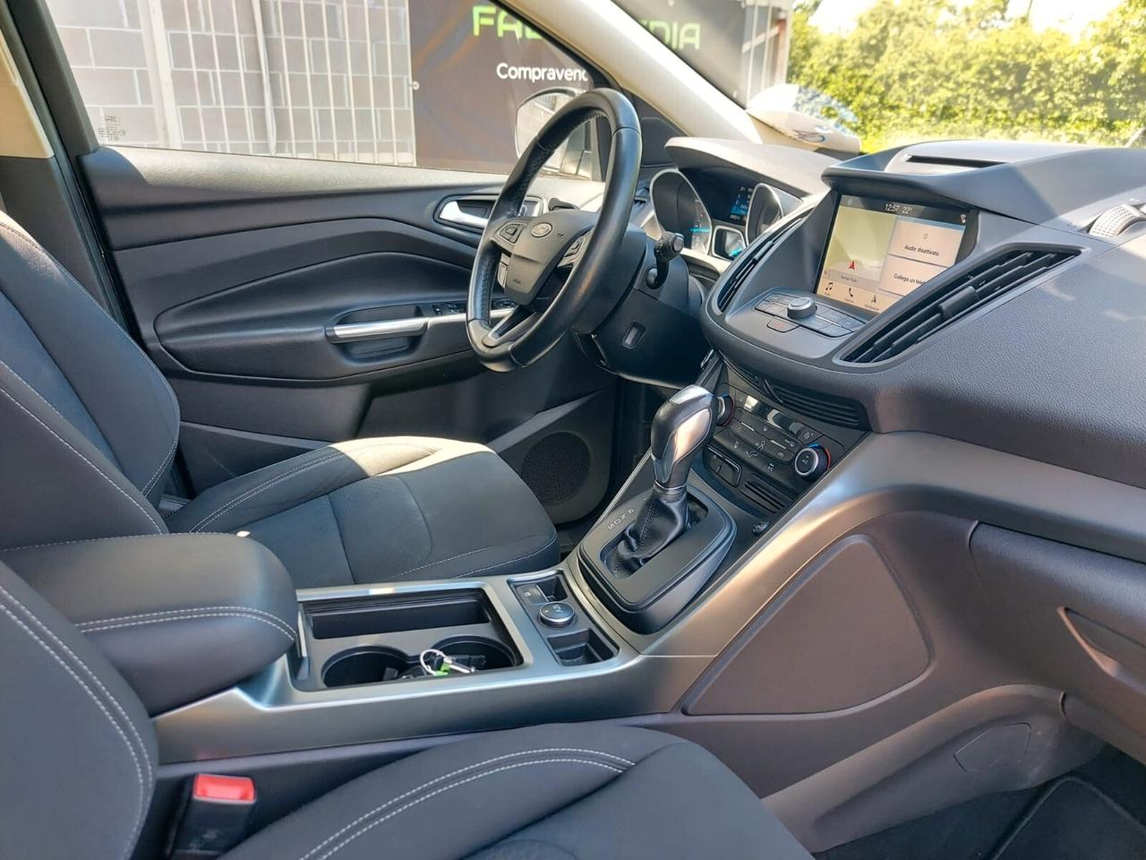 Ford Kuga 2.0 TDCI 120 CV S&S 2WD Powershift Business