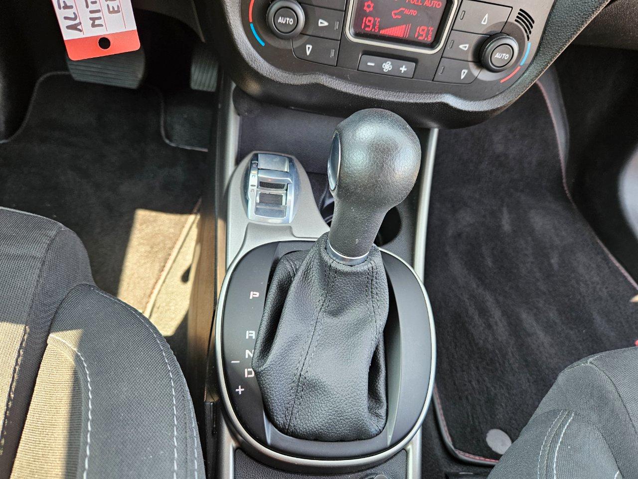 Alfa Romeo MiTo 1.4 tb m.air Distinctive sport pack tct