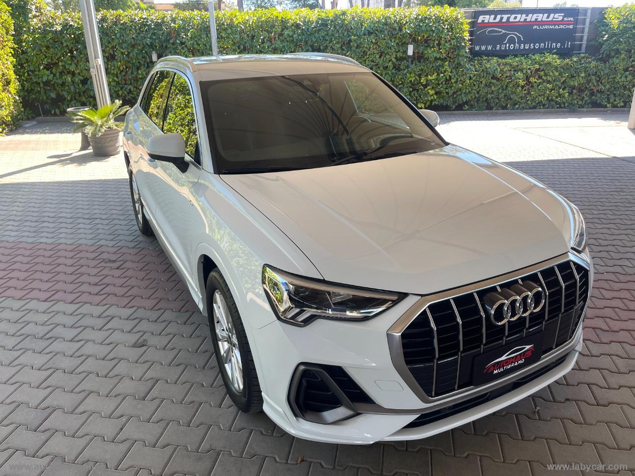 AUDI Q3 35 TDI quattro S tronic S line edit.