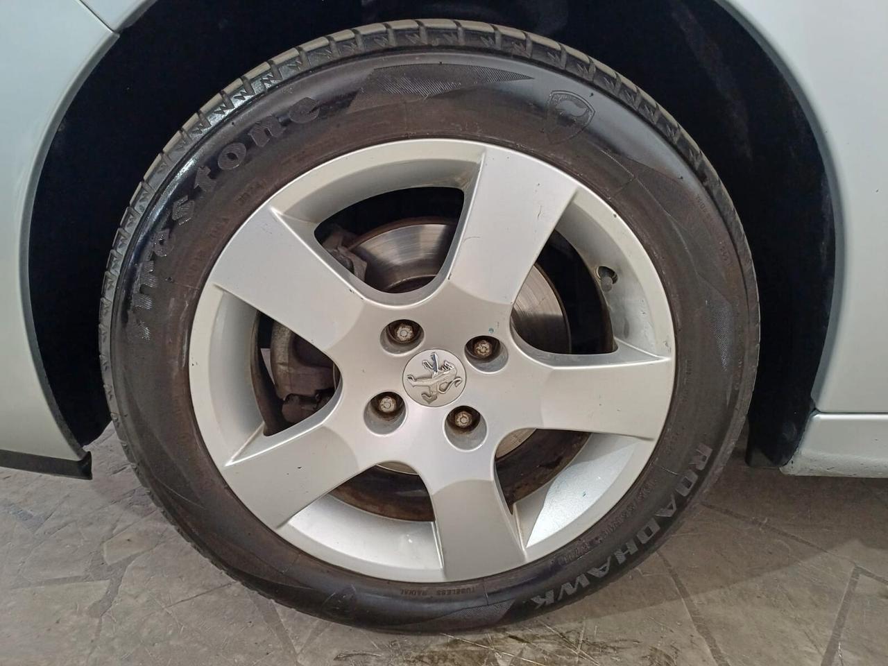 Peugeot 207 SW 1.6 HDi TETTO PANORAMICO - 2012