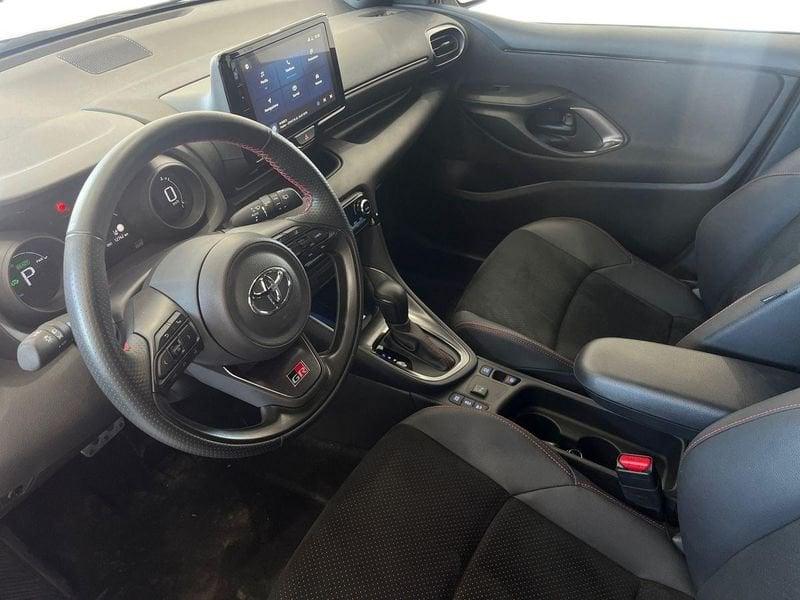 Toyota Yaris Yaris 1.5h GR Sport