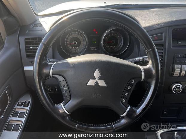 Mitsubishi Pajero 3.2 DI-D 16V 5p. Intense