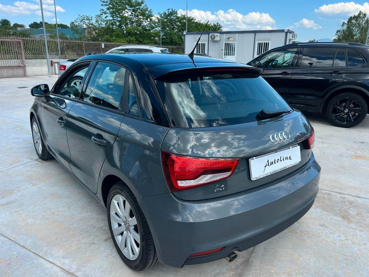 Audi A1 SPB 1.6 TDI 116 CV S tronic BICOLOR