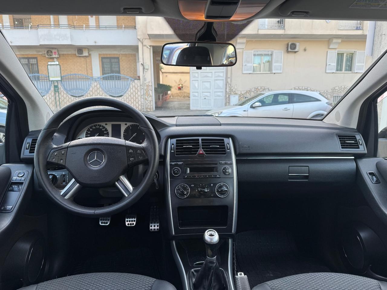 Mercedes Benz B180 2.0 DIESEL 109CV Sport 2010