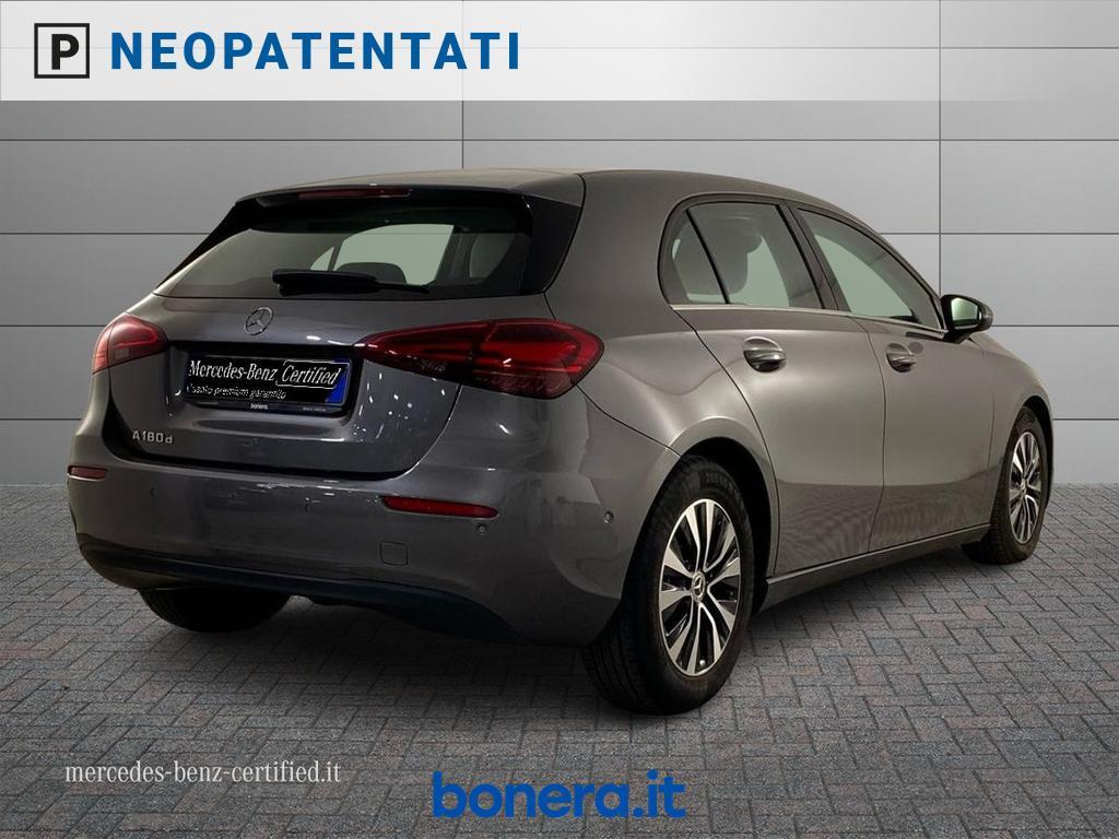 Mercedes Classe A 180 180 D Advanced 8G-DCT