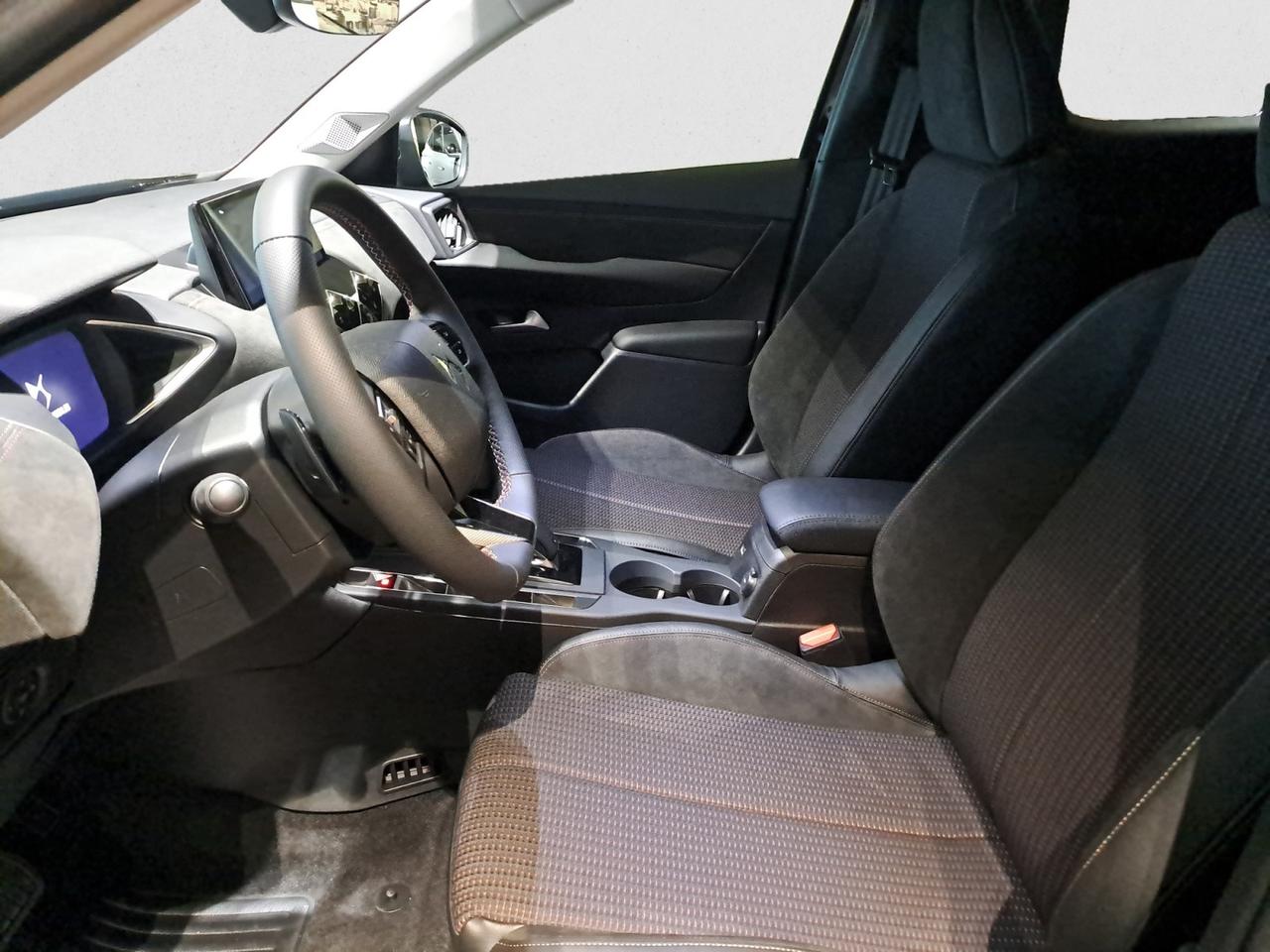 DS DS 3 Ã‰TOILE HYBRID 145