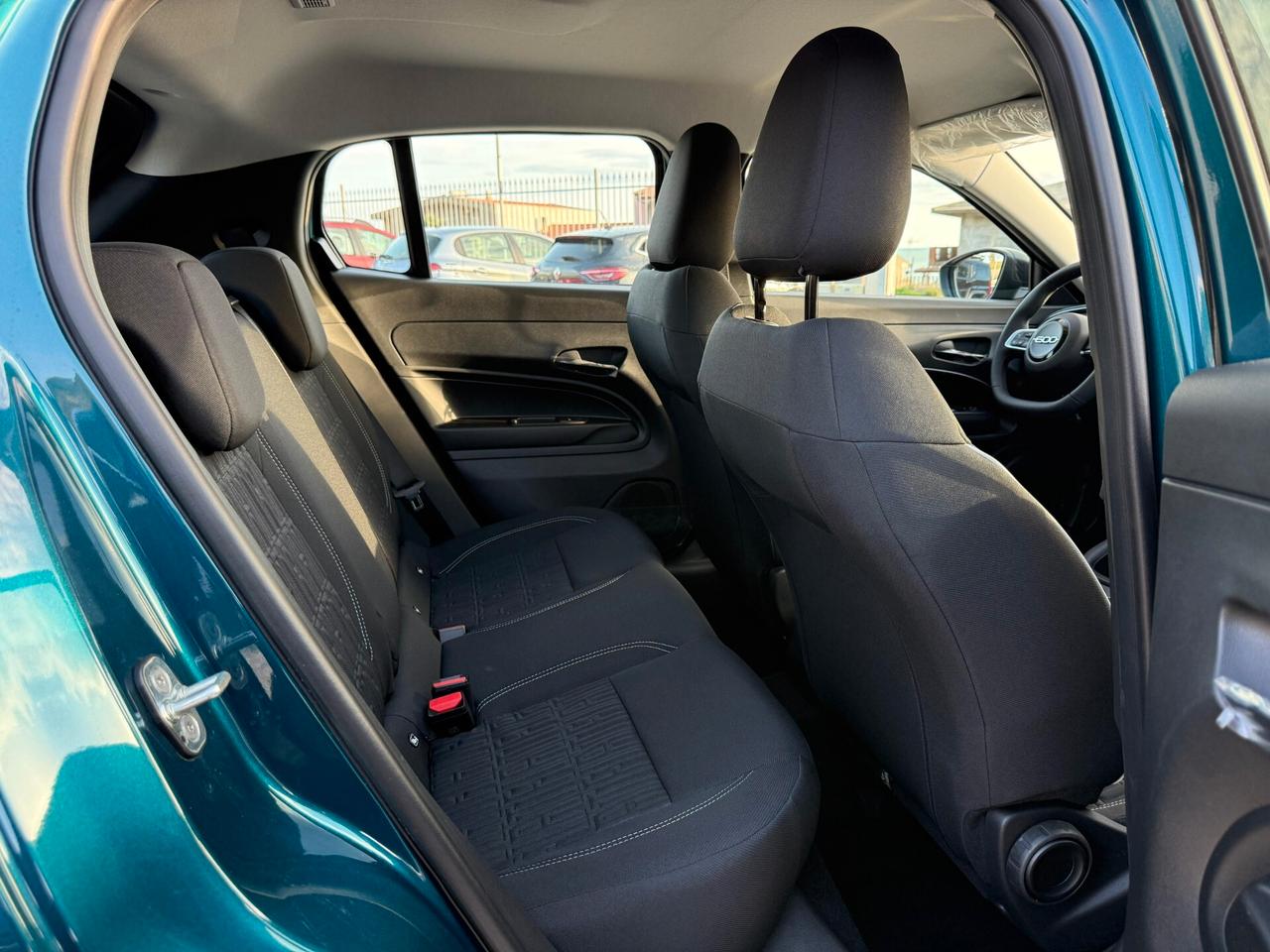 Fiat 600 Hybrid 145 CV DCT MHEV Icon