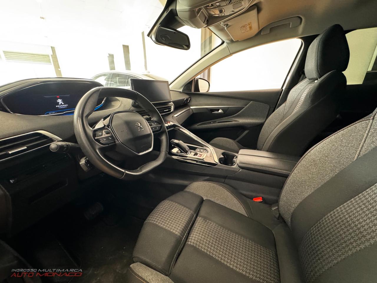 Peugeot 3008 BlueHDi 130cv Active 2021